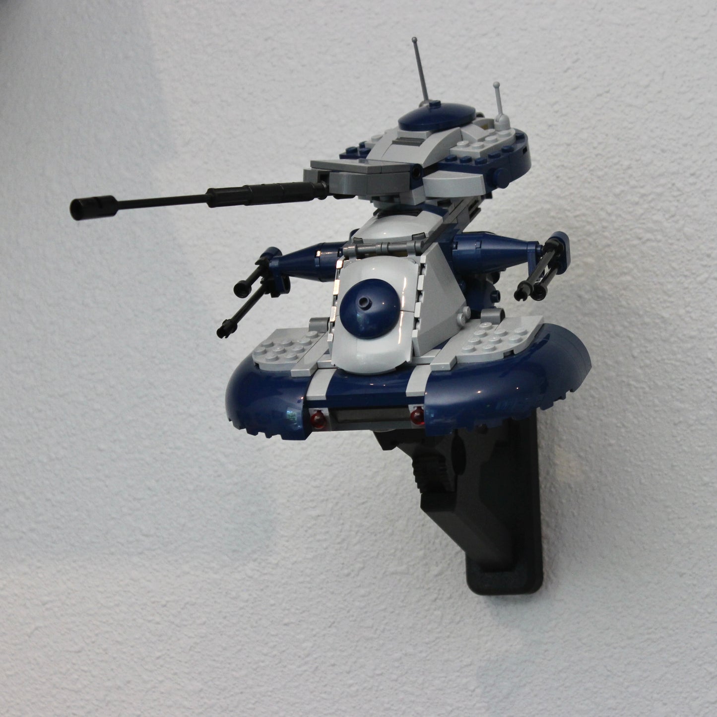 Wall Display for LEGO Star Wars Armored Assault Tank (AAT) 75283