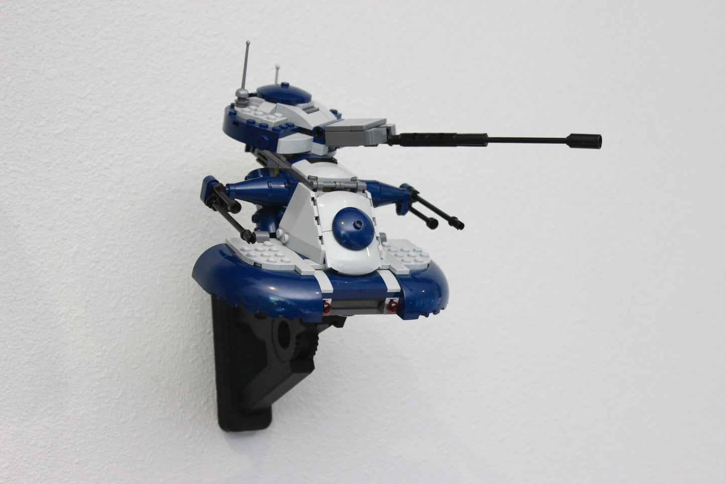 Wall Display for LEGO Star Wars Armored Assault Tank (AAT) 75283