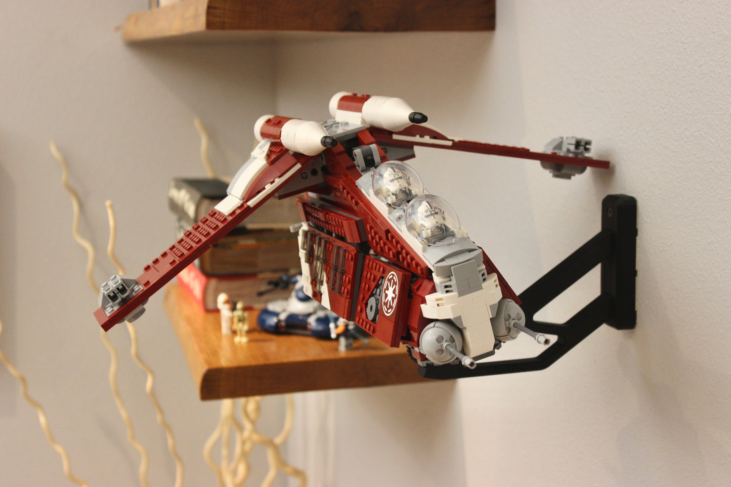 Wall Display for LEGO Star Wars Coruscant Guard Gunship 75354