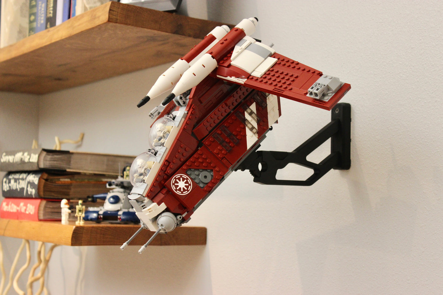 Wall Display for LEGO Star Wars Coruscant Guard Gunship 75354