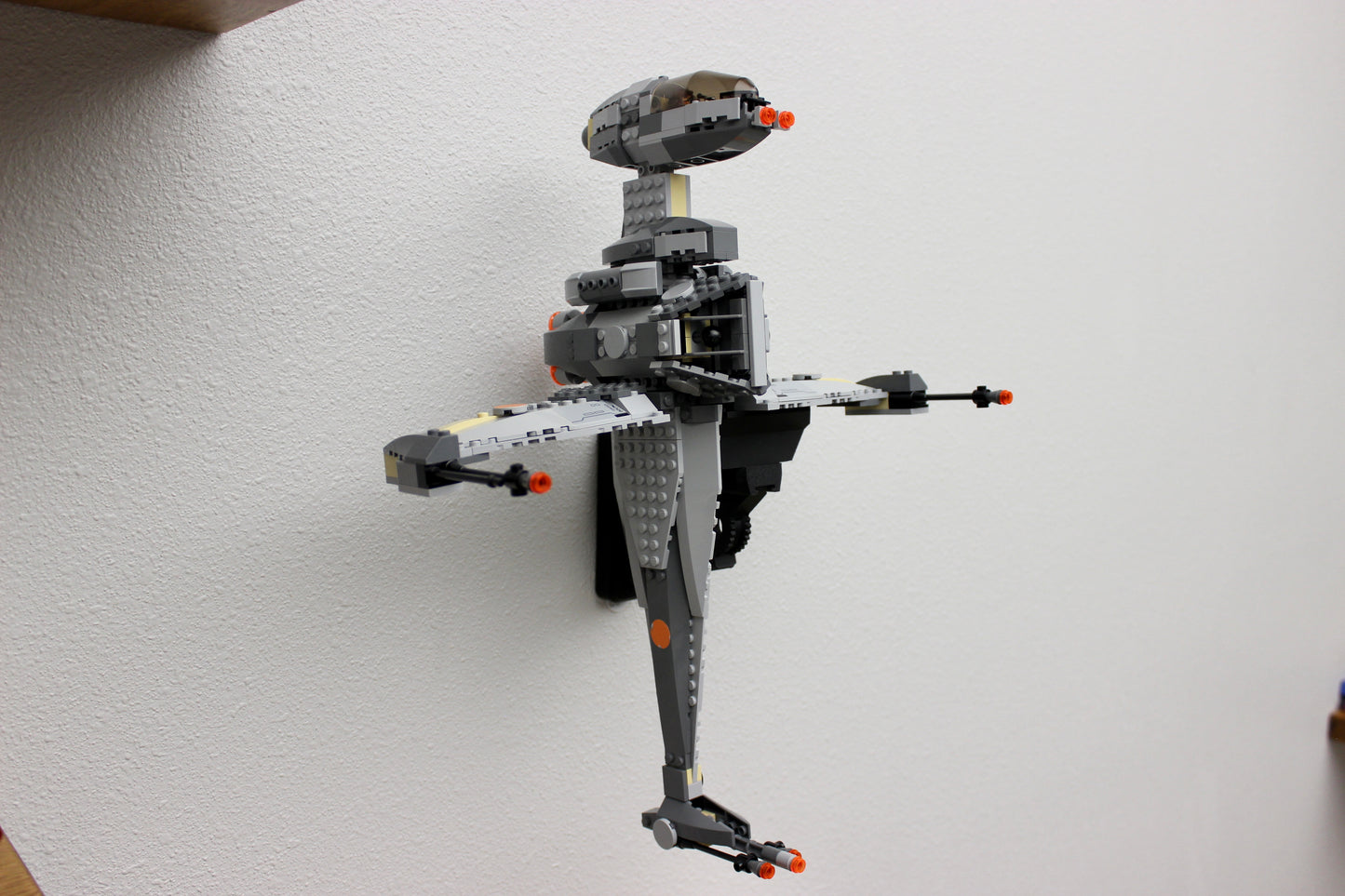 Wall Display for LEGO Star Wars B-wing Fighter 6208