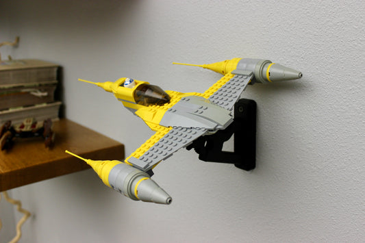Wall Display for LEGO Star Wars Naboo N-1 Starfighter and Vulture Droid 7660 - Brick Engineering Display