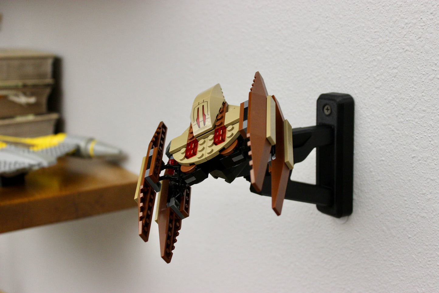 Wall Display for LEGO Star Wars Naboo N-1 Starfighter and Vulture Droid 7660 - Mounted on Wall