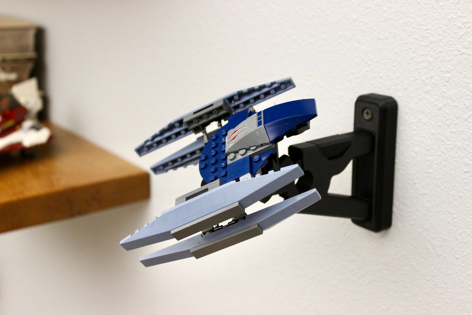 Wall Display for LEGO Star Wars Ahsoka's Starfighter and Vulture Droid 7751 - Brick Engineering Display