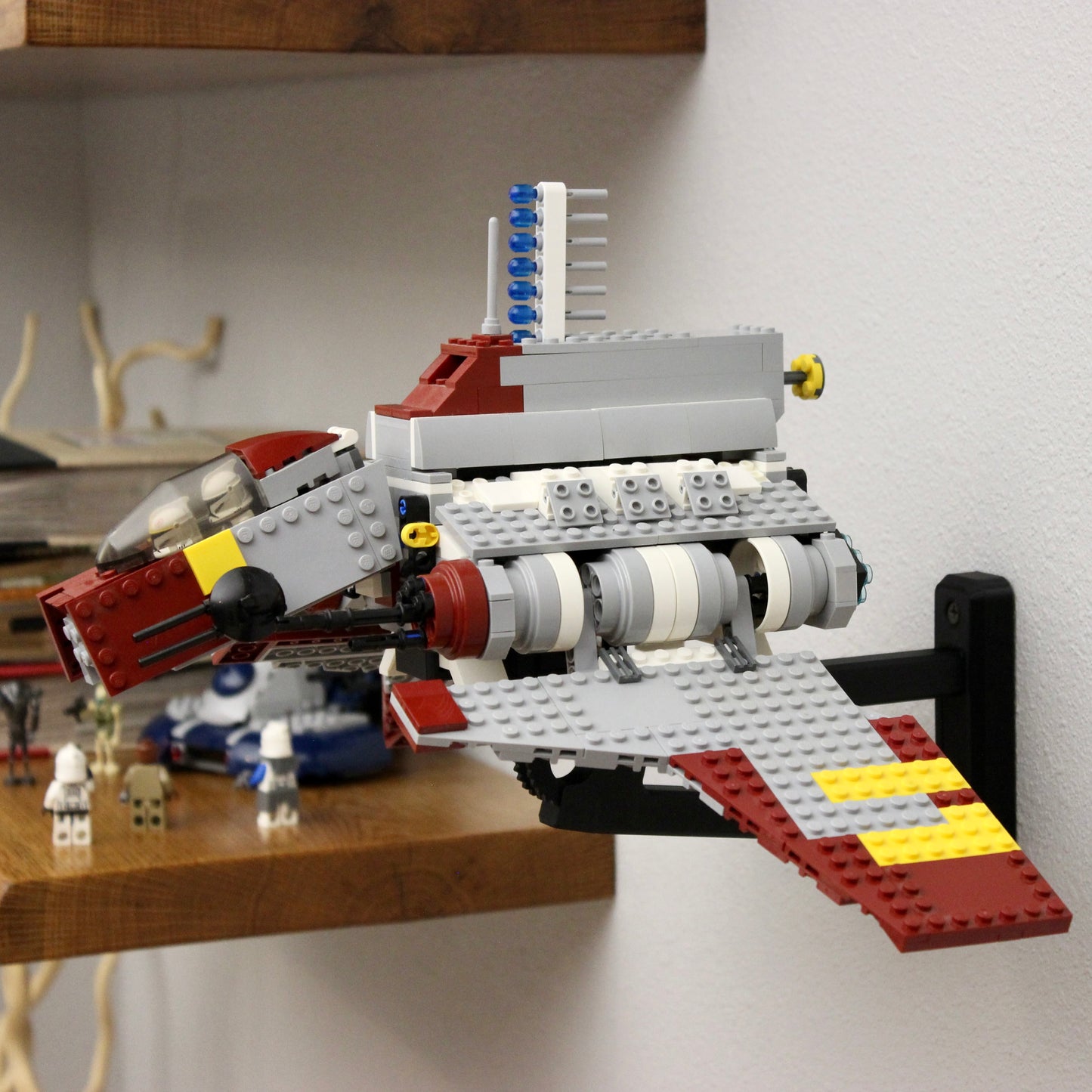 Wall Display for LEGO Star Wars Republic Attack Shuttle 8019