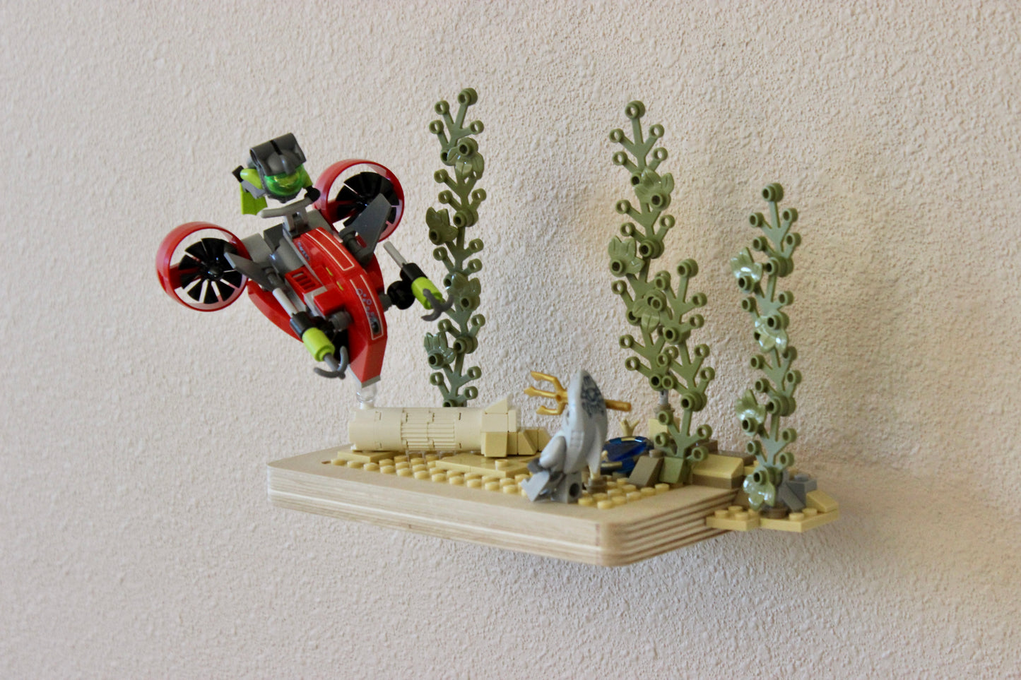Floating Wood Shelf for LEGO - Stylish Display for your LEGO Set