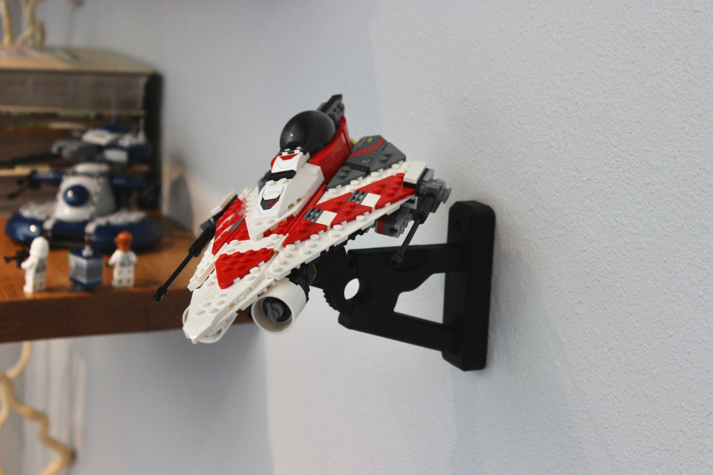 Wall Display for LEGO Star Wars Jedi Bob's Starfighter 75388
