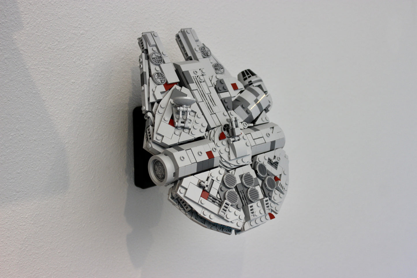 Wall Display for LEGO Star Wars Millennium Falcon 75375