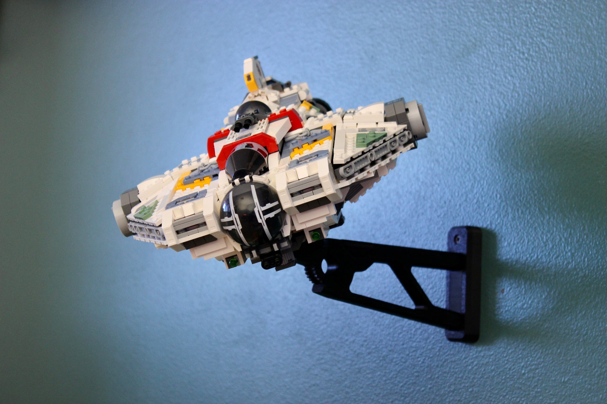 Wall Display for LEGO Star Wars Ghost & Phantom II 75357 - side view