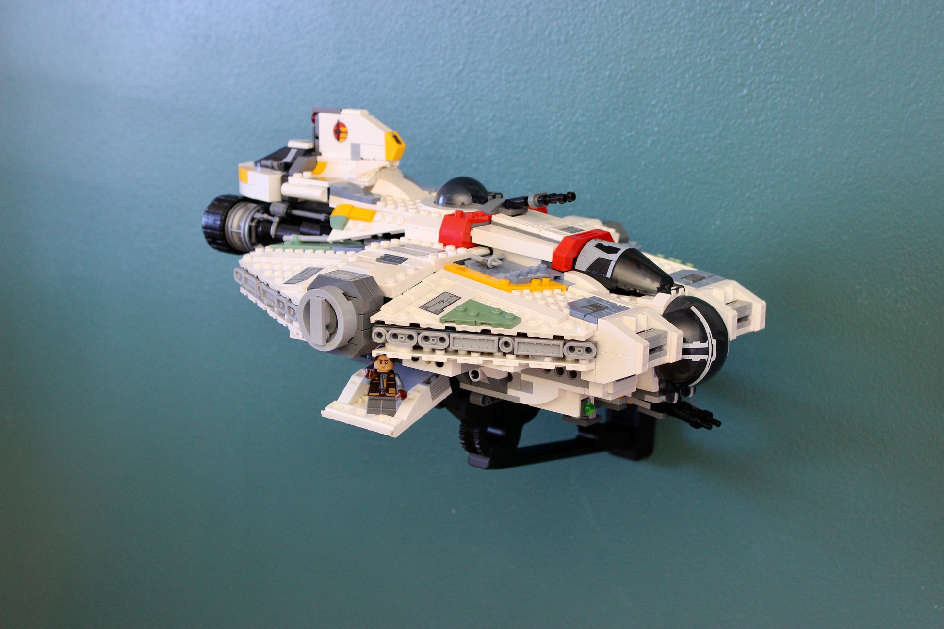 Wall Display for LEGO Star Wars Ghost & Phantom II 75357 - Image 9