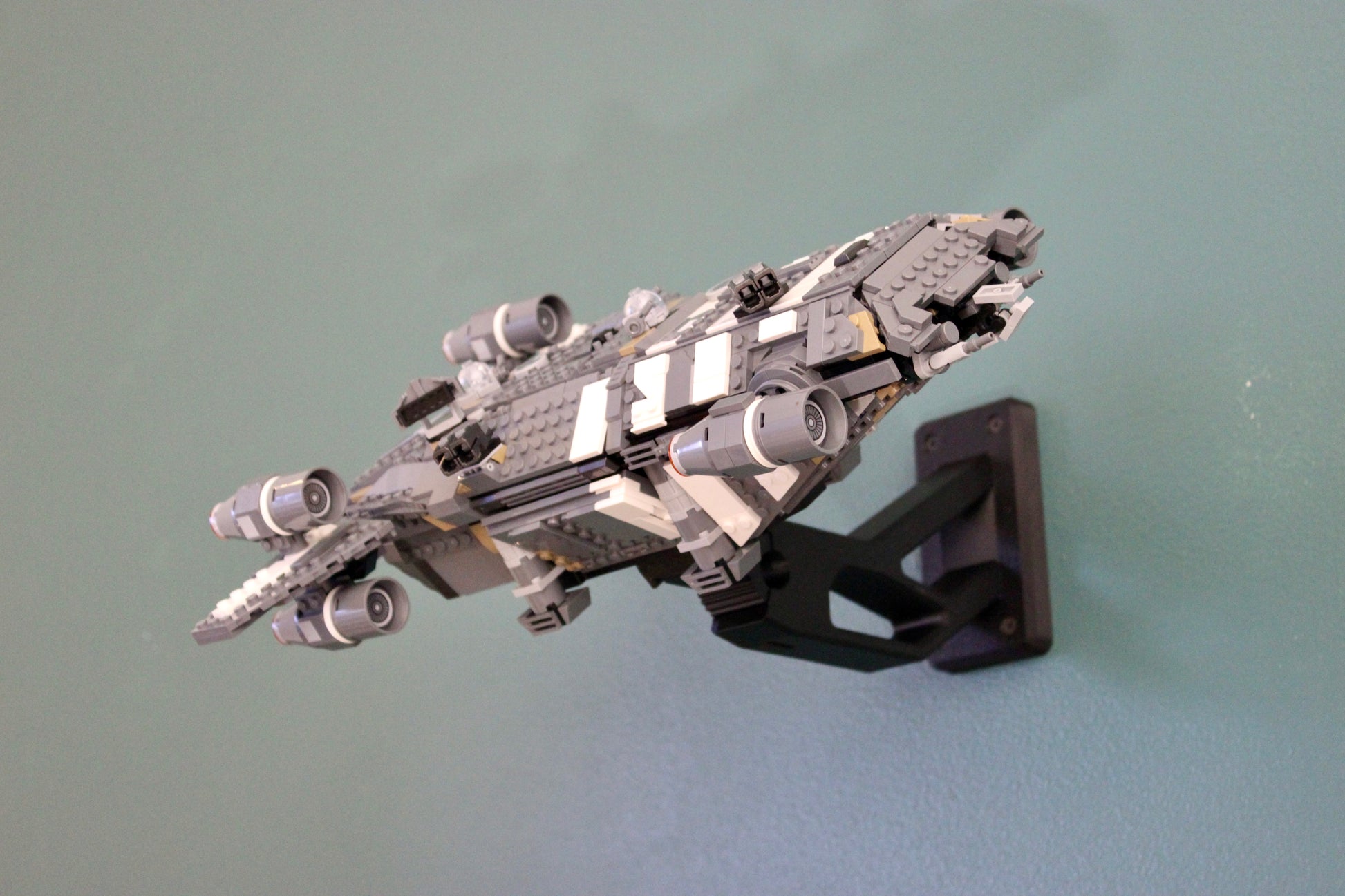 Wall Display for LEGO Star Wars The Onyx Cinder 75374 - front view