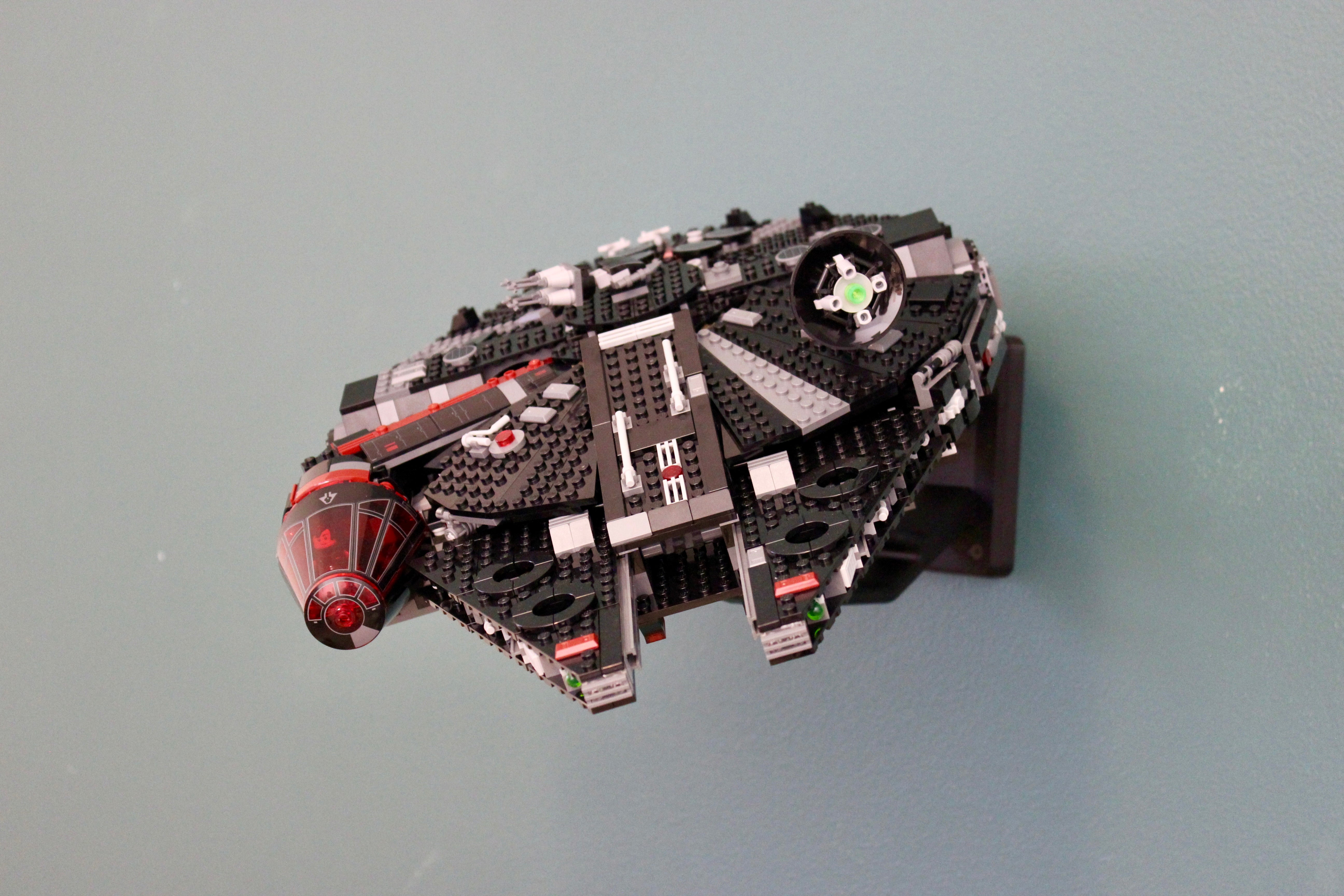 LEGO Star Wars The Dark Falcon 75389 | Brick Engineering
