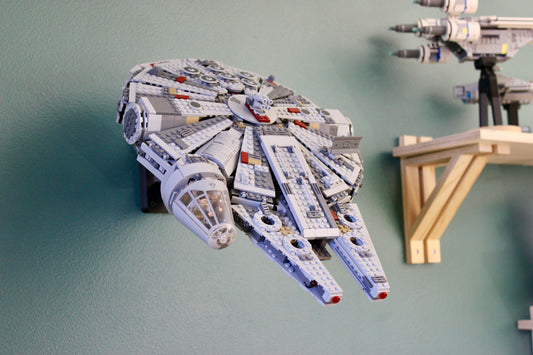 Wall Display for LEGO Star Wars Millennium Falcon 75105
