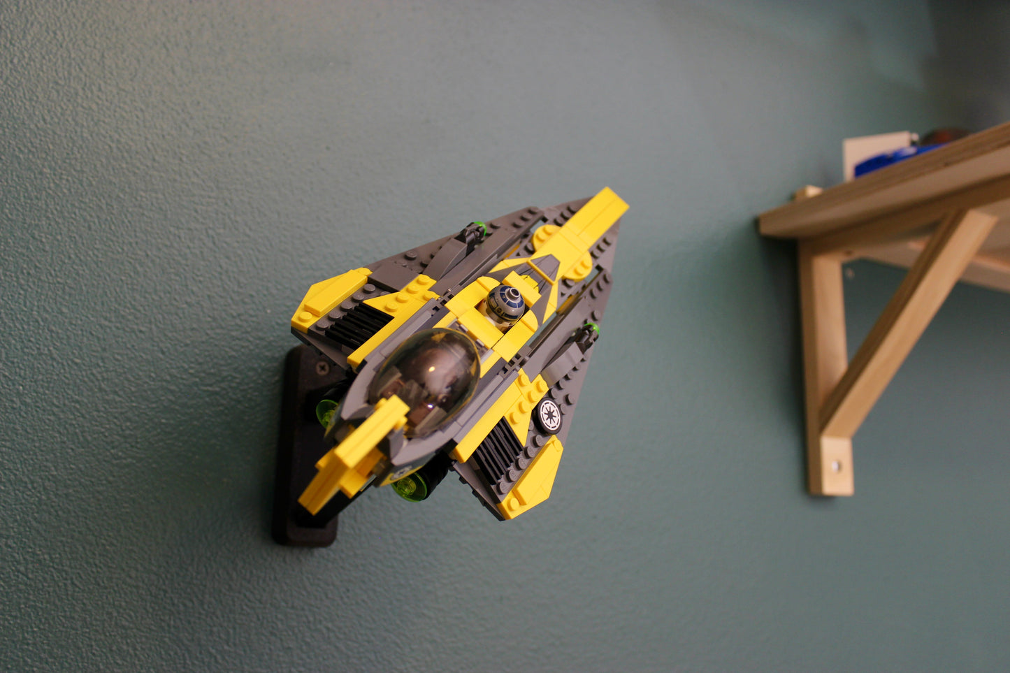 Wall Display for LEGO Star Wars Anakin's Jedi Starfighter 75214