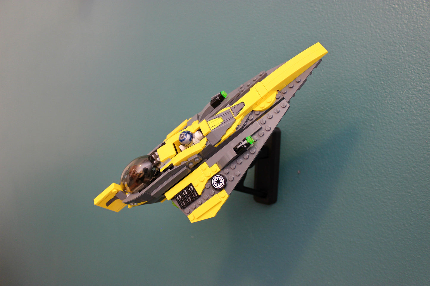 Wall Display for LEGO Star Wars Anakin's Jedi Starfighter 75214