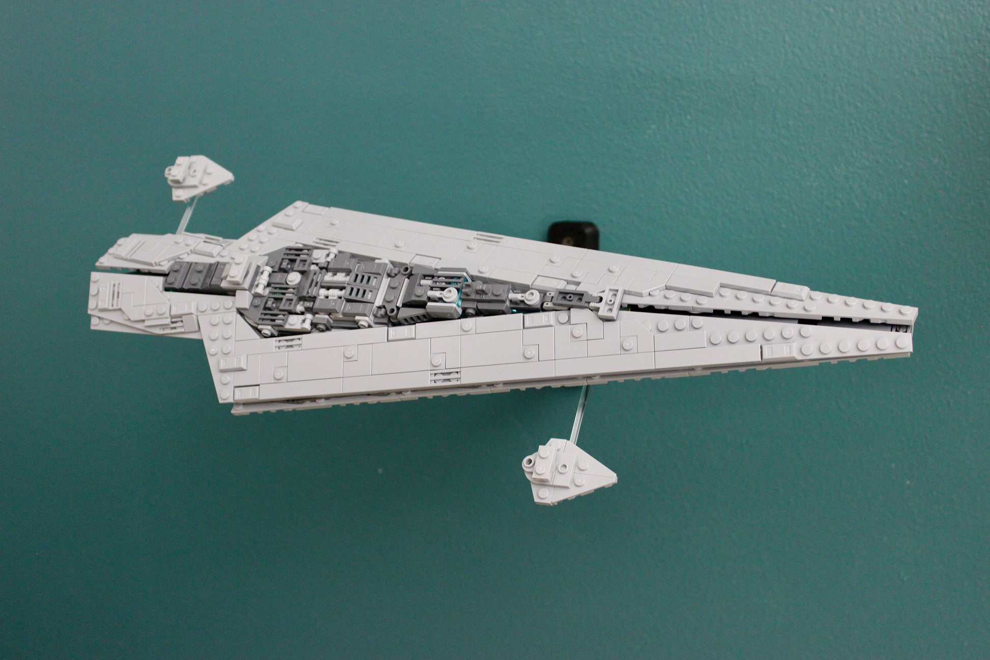 Wall Display for LEGO Star Wars Executor Super Star Destroyer 75356 - Image 5
