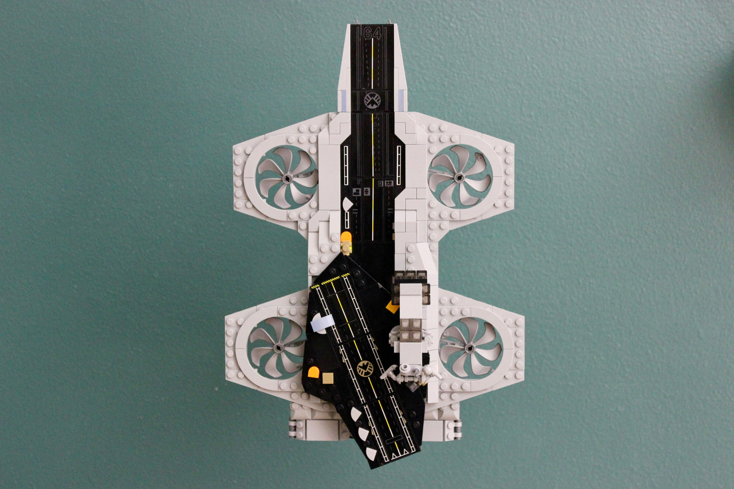 Wall Display for LEGO Marvel The Avengers Helicarrier 76295 - Image 7