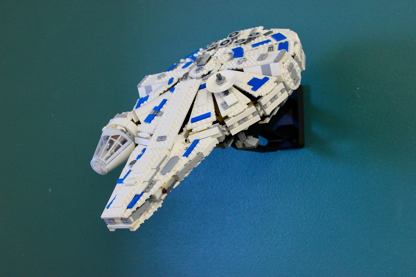 Wall Display for LEGO Star Wars Kessel Run Millennium Falcon 75212 - Image 4
