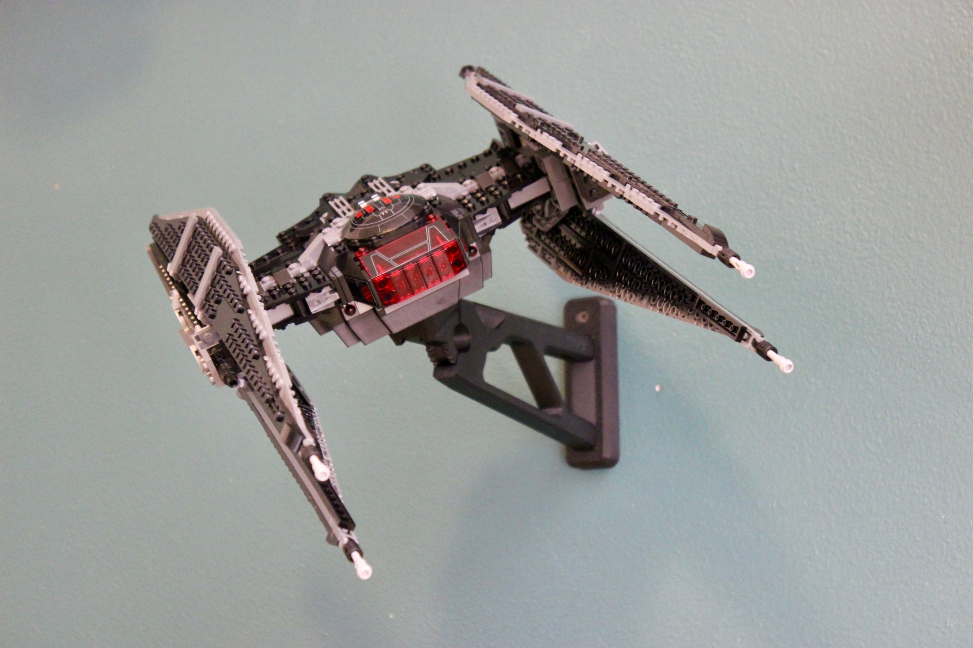Wall Display for LEGO Star Wars Kylo Ren's TIE Fighter 75179 - Image 4
