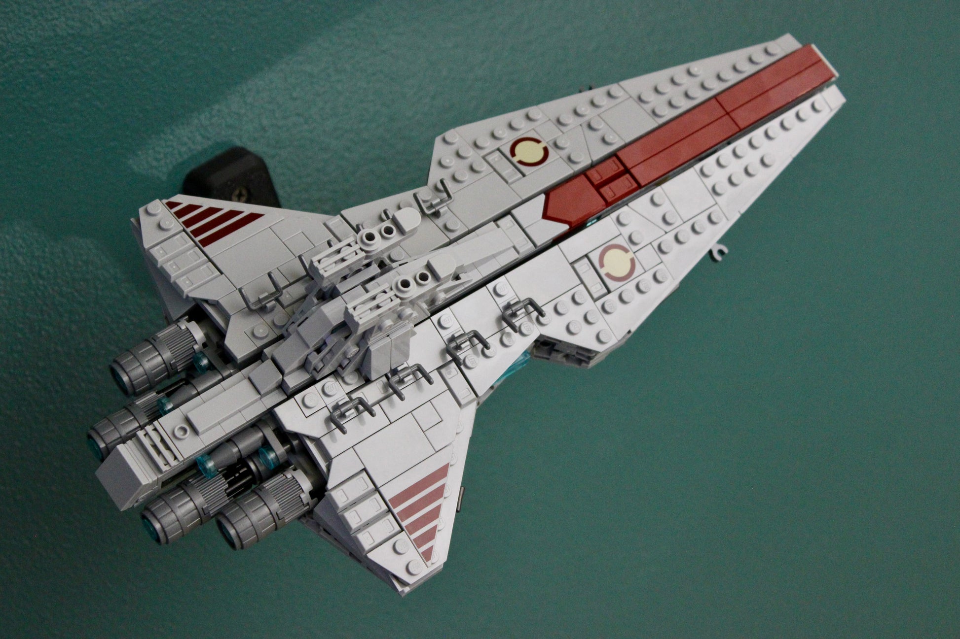 Wall Display for LEGO Star Wars Venator-Class Attack Cruiser 75441 - Image 7