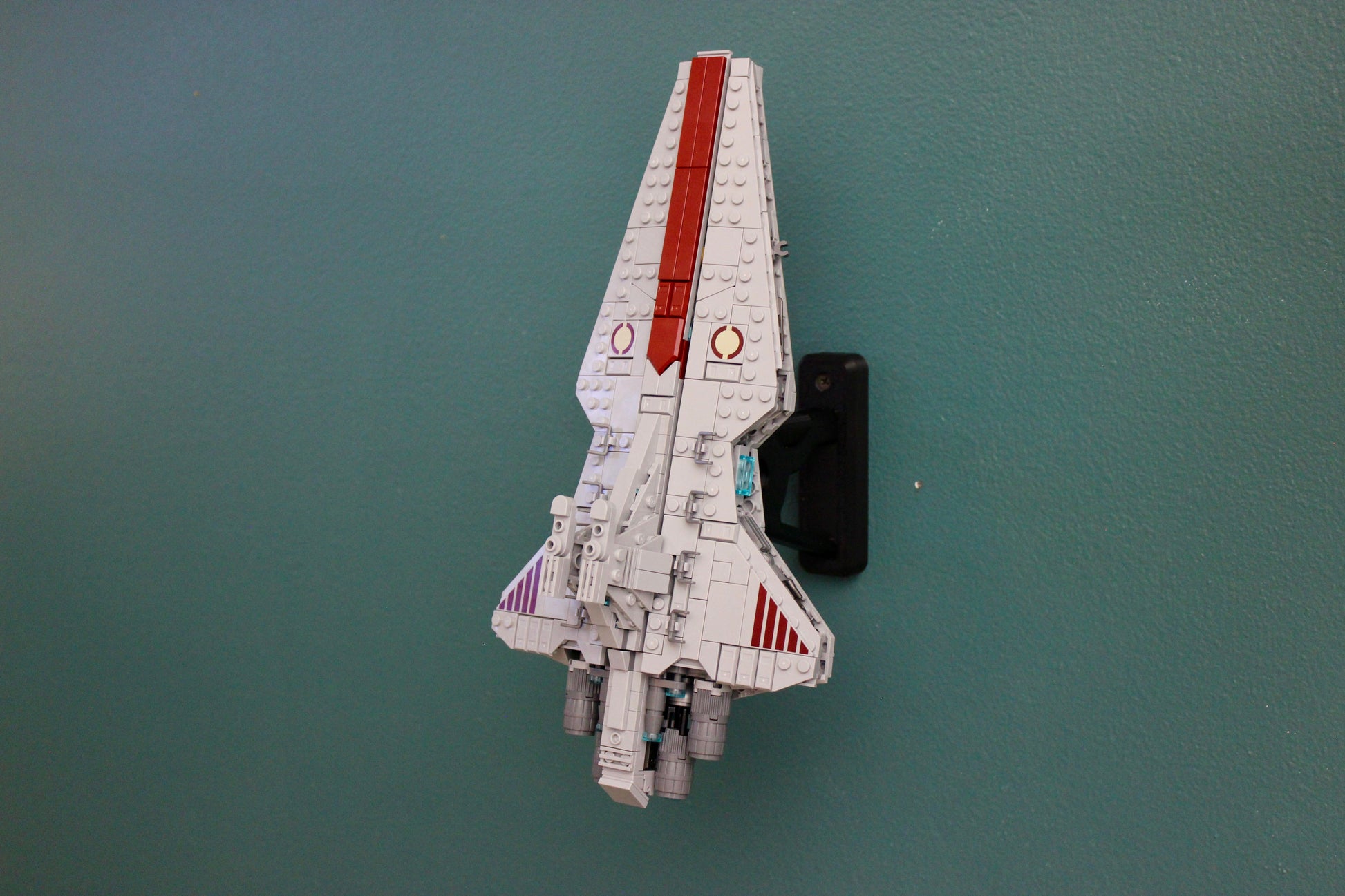 Wall Display for LEGO Star Wars Venator-Class Attack Cruiser 75441 - Image 5