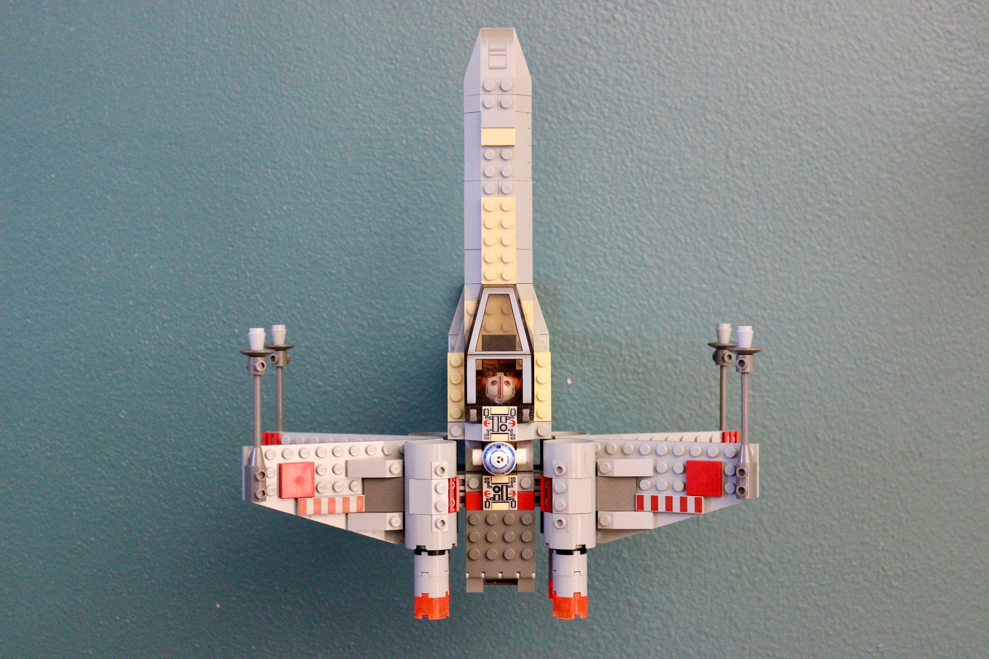 Wall Display for LEGO Star Wars X-Wing Fighter 7140 - Image 8