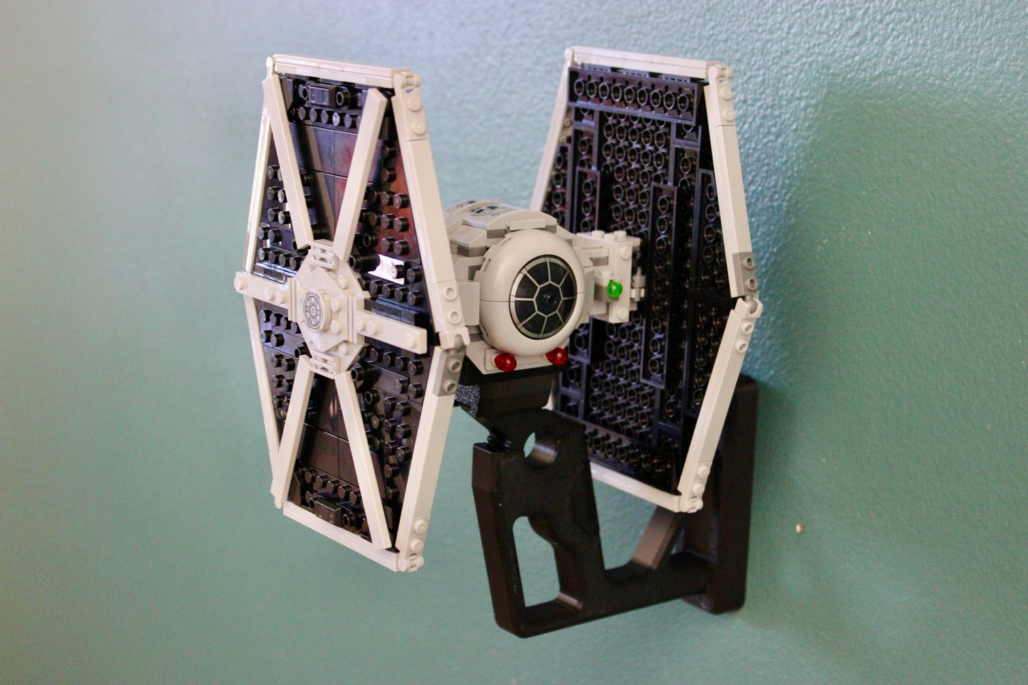 Wall Display for LEGO Star Wars TIE Fighter & X-Wing Mash-up 75393 - side view