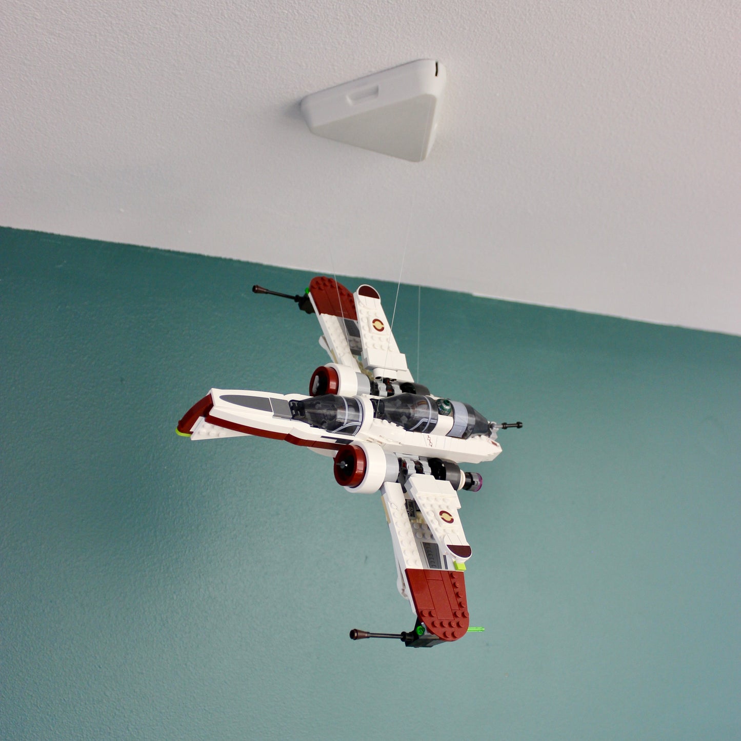 Universal Adjustable Ceiling Mount for LEGO