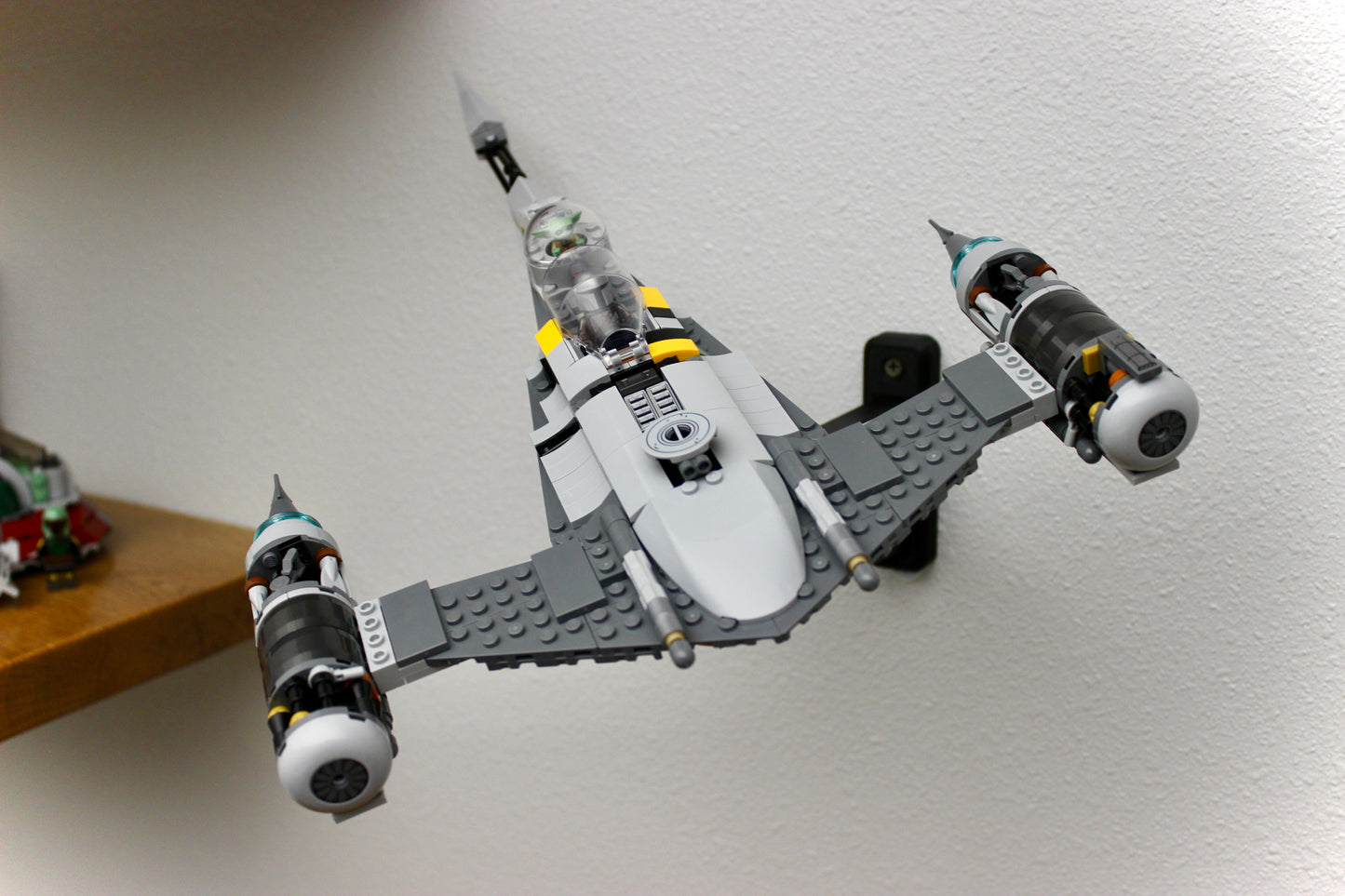 Wall Display for LEGO Star Wars Mandalorian's N-1 Starfighter 75325