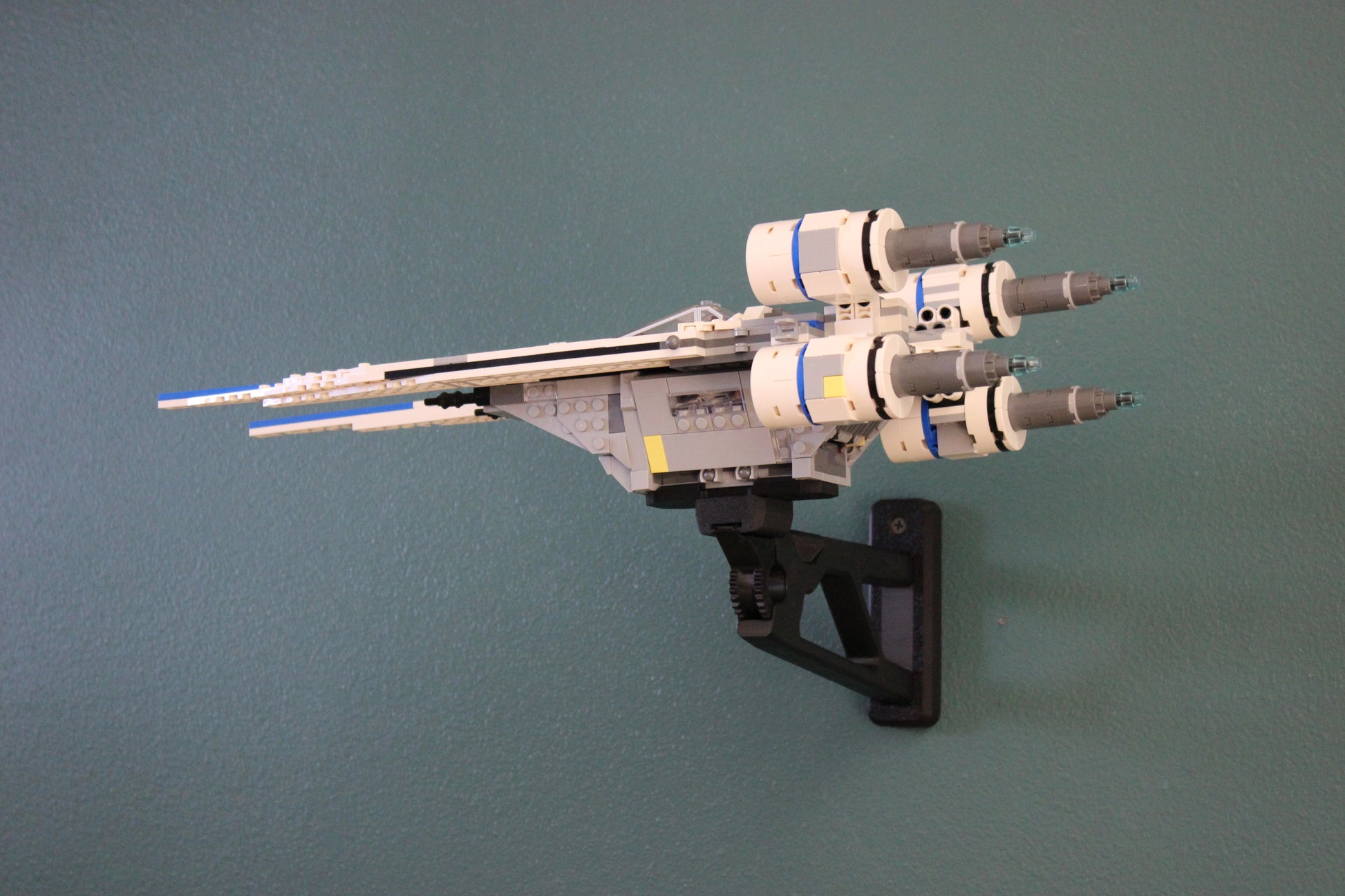 Wall Display for LEGO Star Wars Rebel U-Wing Starfighter 75399 - Image 5